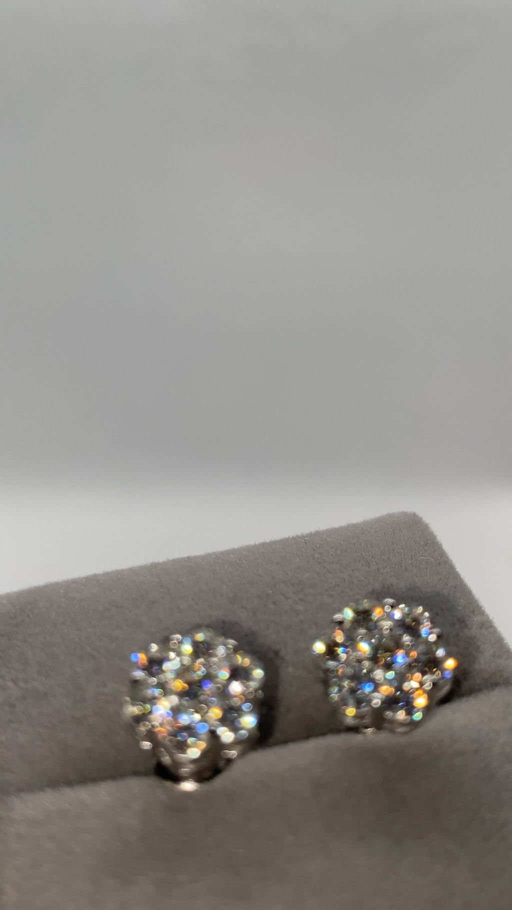 7mm Honeybee (Earring Set)