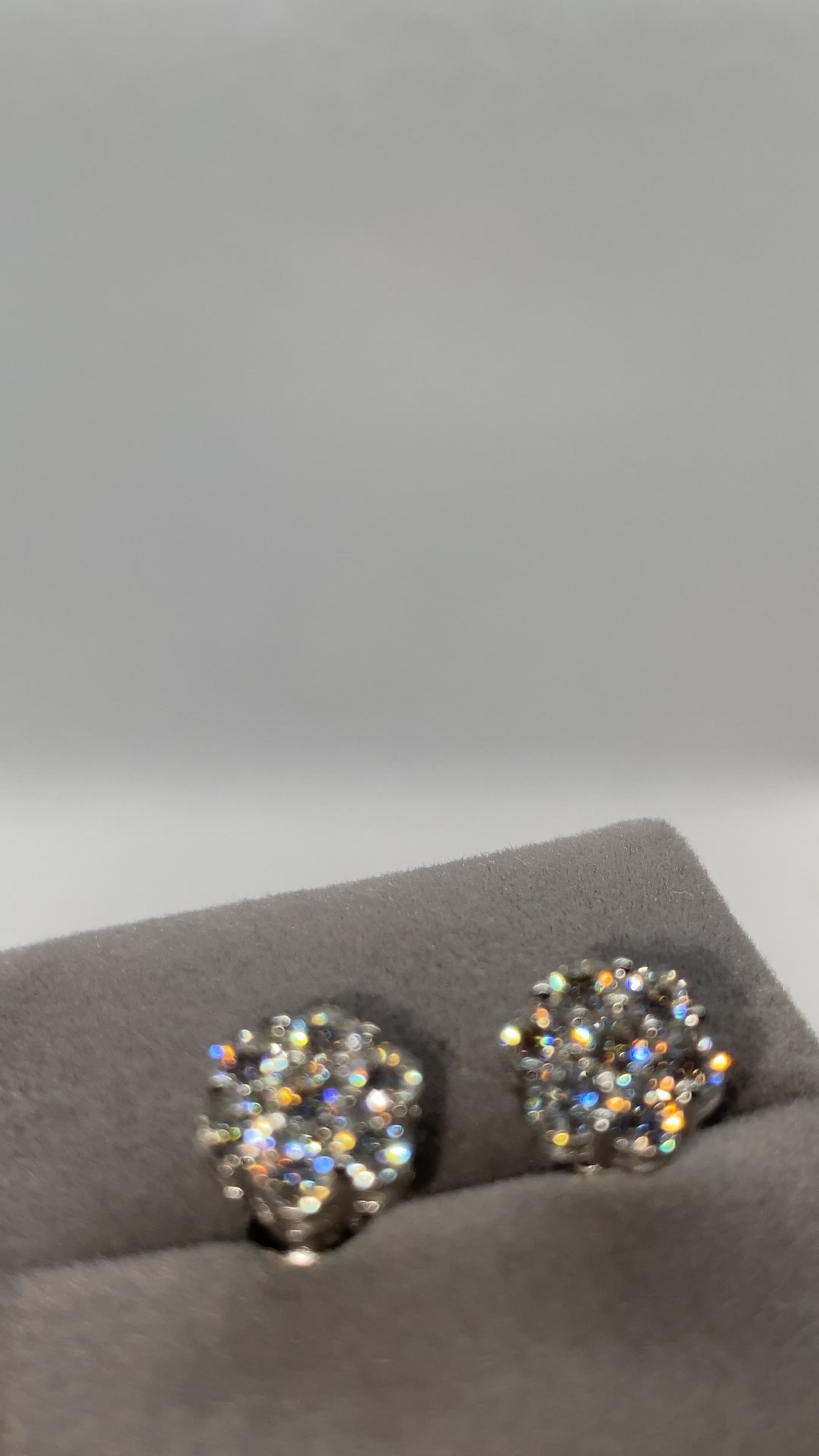 7mm Honeybee (Earring Set)