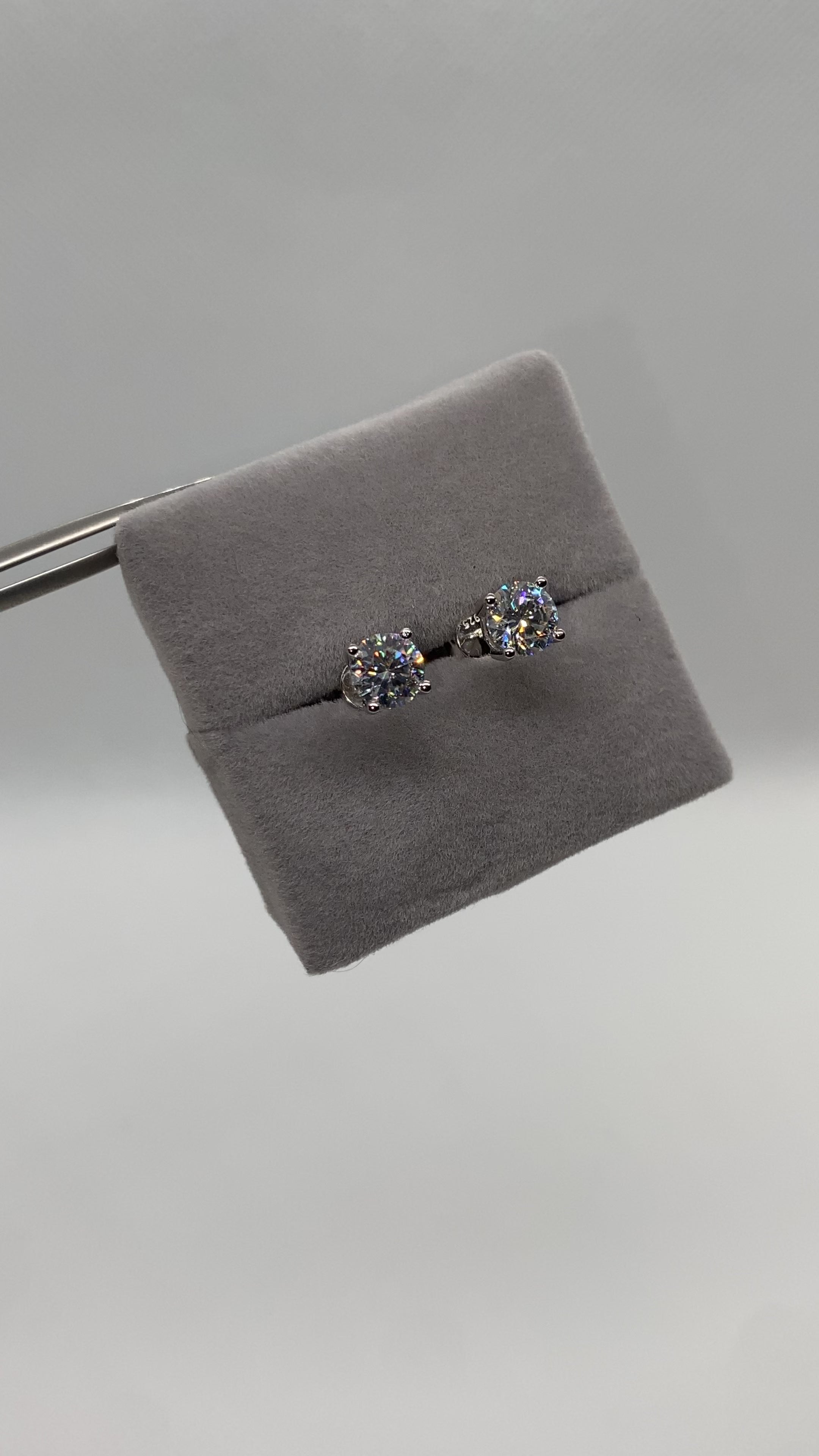 6mm 18k 1.6ctw (Earring Set)